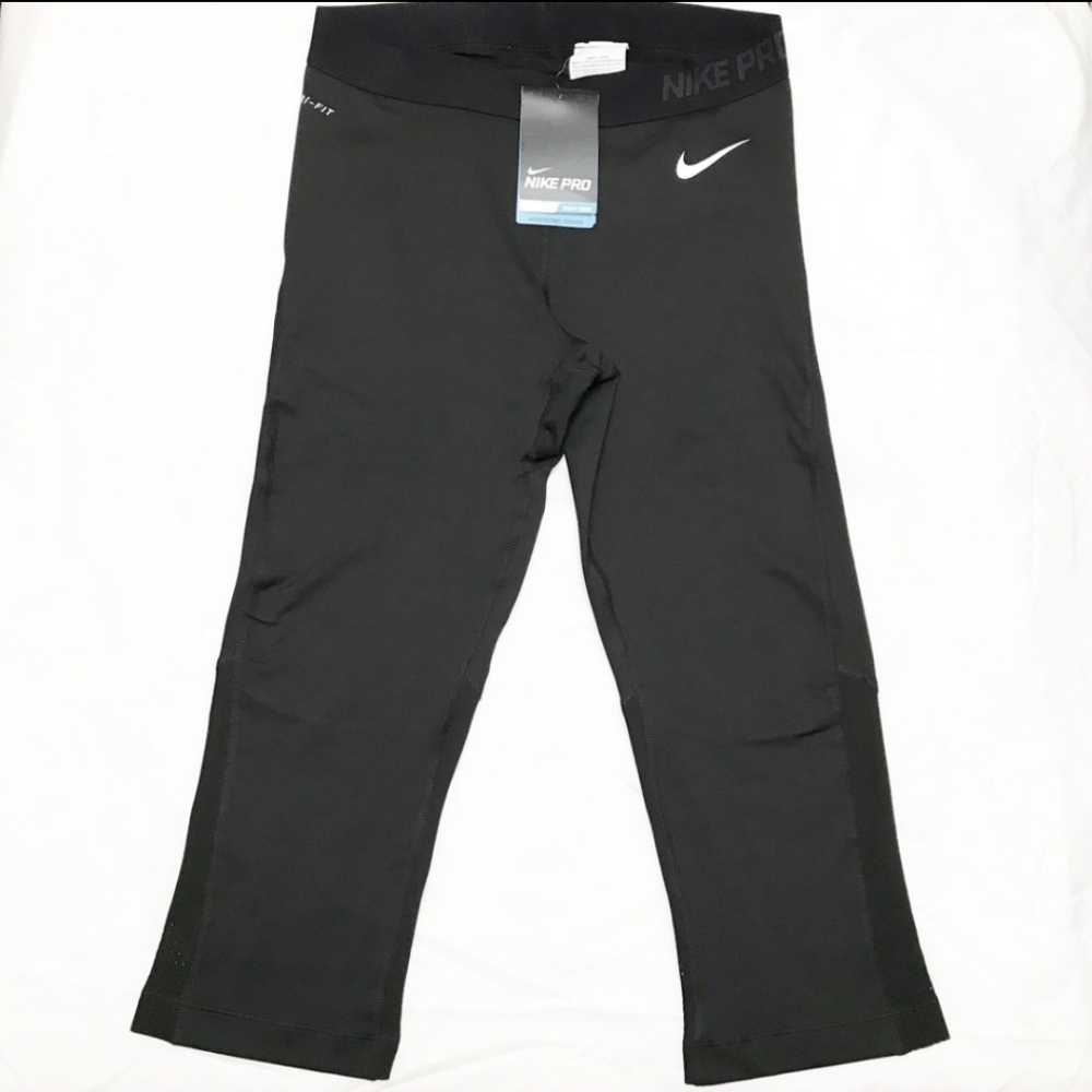Nike Pro Crops